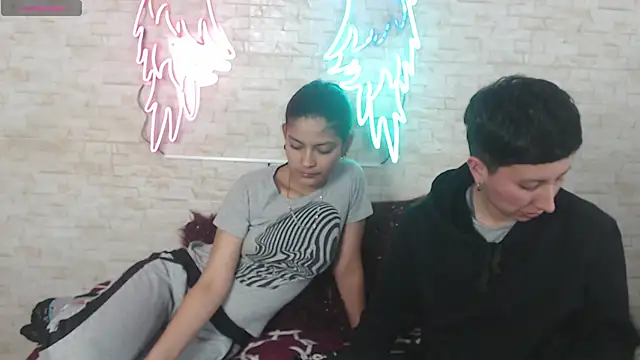 Snapshot of Gaby_and_Mei chatting on October 12, 4:04 am Gaby and Mei online show from October 12, 4:04 am