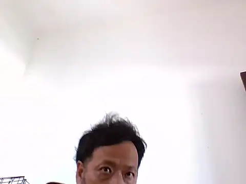 aska1986 online show from September 28, 8:30 am