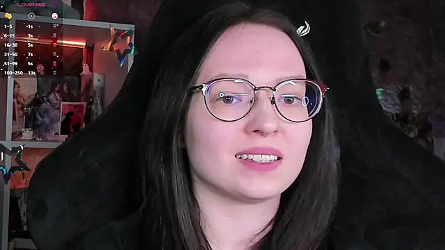 power robynn online show from April 29, 9:42 pm