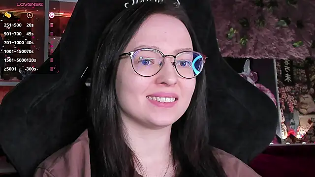 power robynn online show from April 27, 6:27 pm