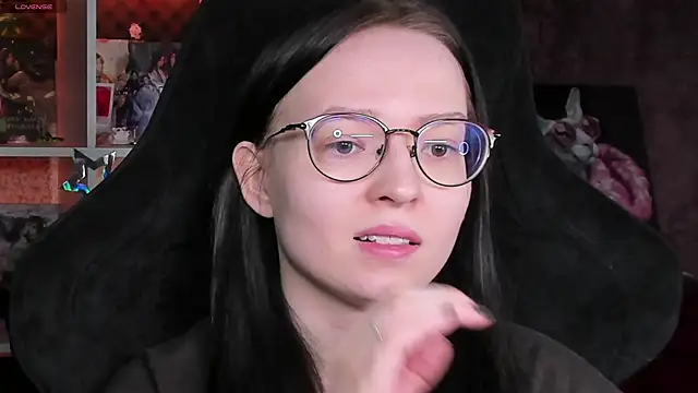 power robynn online show from April 21, 2:24 pm