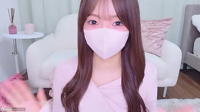 Seira  nn online show from April 25, 1:36 pm