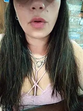 Amarteverdaderamente online show from January 17, 11:45 pm