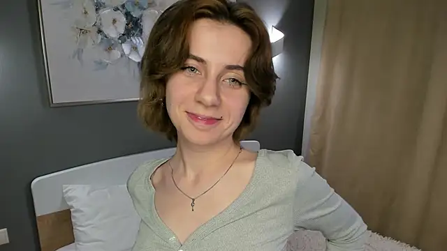 Snapshot of shyina_meow chatting on September 30, 4:34 pm shyina meow online show from September 30, 4:34 pm