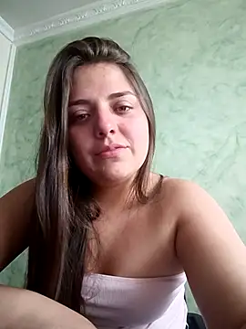 EmiilySttone online show from March 12, 3:58 pm