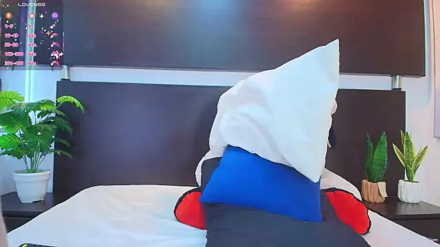 Cammi wagner online show from April 24, 8:11 pm