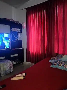 Lucyfoox online show from February 19, 1:10 pm