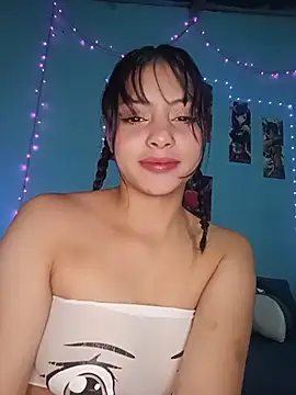 lizethavila online show from June 16, 7:15 pm