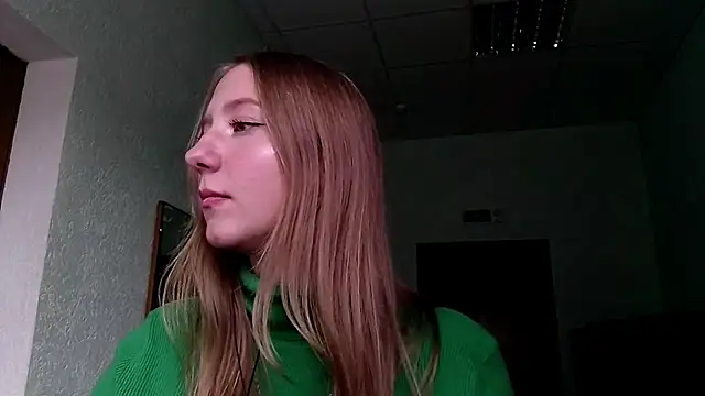 Snapshot of CarynFlaryn chatting on October 1, 11:04 am CarynFlaryn online show from October 1, 11:04 am