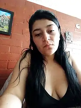 alejitasweet online show from October 8, 2:43 pm