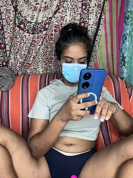 SukiyamaAsia online show from April 3, 8:01 am