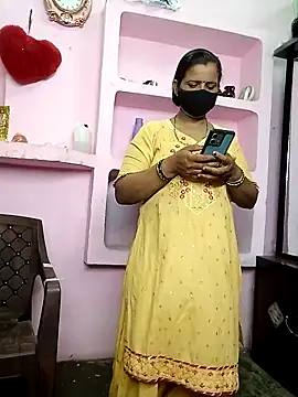 Snapshot of Bhabhi_jaan10 chatting on October 2, 4:34 pm Bhabhi jaan10 online show from October 2, 4:34 pm