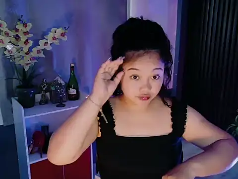 UrFavouriteCravings online show from February 16, 2:44 am