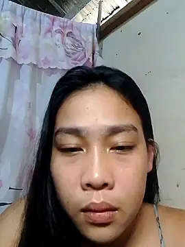 Snapshot of luna_light23 chatting on October 7, 2:05 am luna light23 online show from October 7, 2:05 am