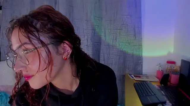 AmaruBloom online show from October 15, 5:54 am