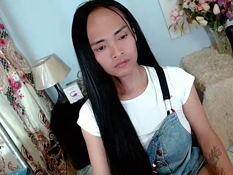 xAsianTOPModelx online show from June 9, 9:20 am