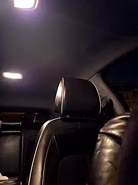 KirraWhite online show from December 2, 4:36 am