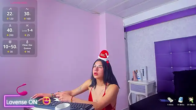 LeaMoreau22 online show from December 3, 12:40 pm