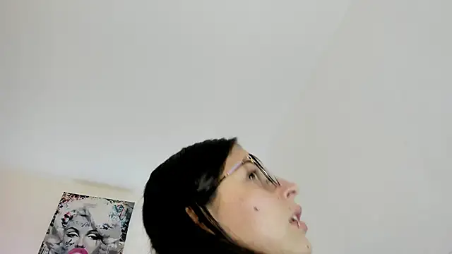 mia fox4 online show from February 3, 12:32 pm