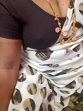 Tamil Ammani online show from March 31, 11:38 pm