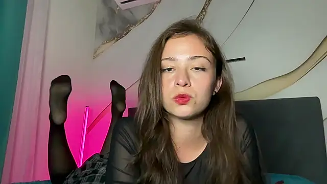 erikaa miuu online show from October 5, 5:29 pm