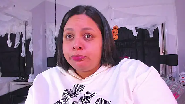 MayaCurvy online show from October 23, 3:23 am