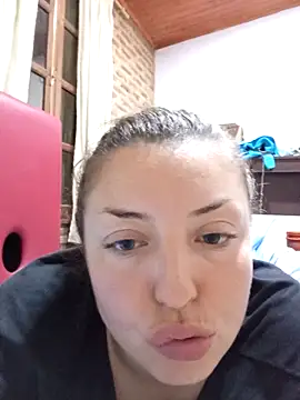 luu2020 online show from October 3, 3:33 am