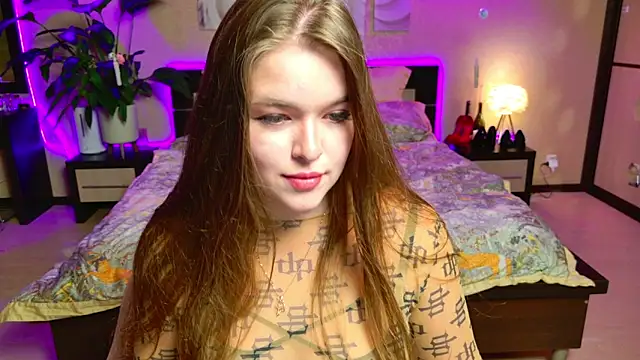 EmilyWhispers online show from April 24, 8:55 pm