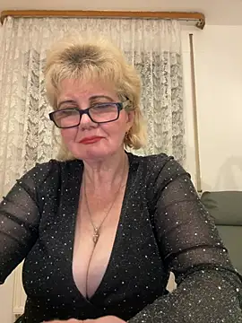 BoloshkaBlonda online show from January 11, 7:19 pm