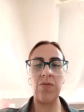 Jade 1-9 online show from February 4, 7:28 pm