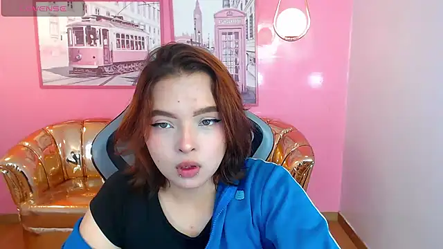 mia foster t online show from December 20, 1:26 pm