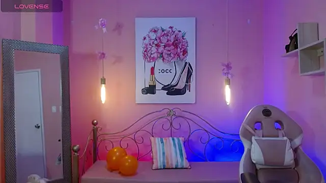 ingrid03 taffur online show from April 21, 6:48 pm