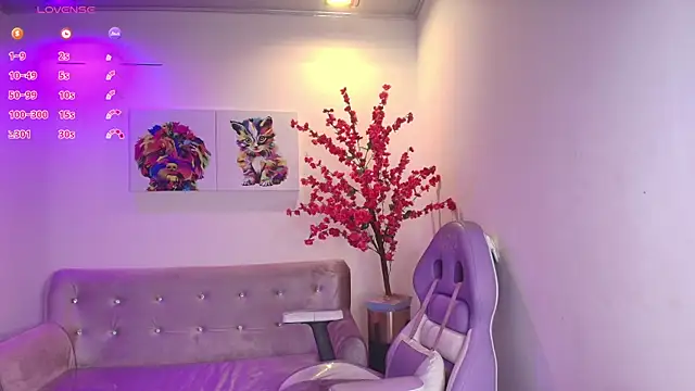 Summer miller online show from April 22, 11:18 am