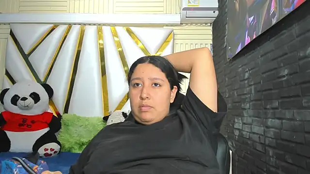 Snapshot of DulcineaSaenz chatting on October 15, 7:38 pm DulcineaSaenz online show from October 15, 7:38 pm