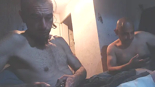 LetMeLiqU online show from April 26, 7:39 am