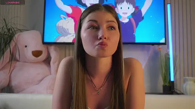 BrittGupton online show from April 18, 1:41 am