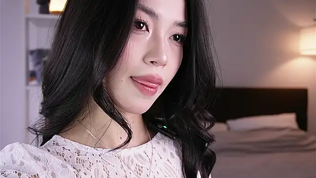 yourlittlesunrise  online show from April 29, 5:10 am