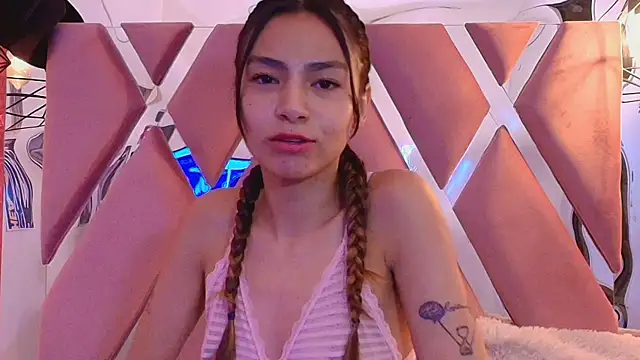 paris cute  online show from October 17, 7:39 pm