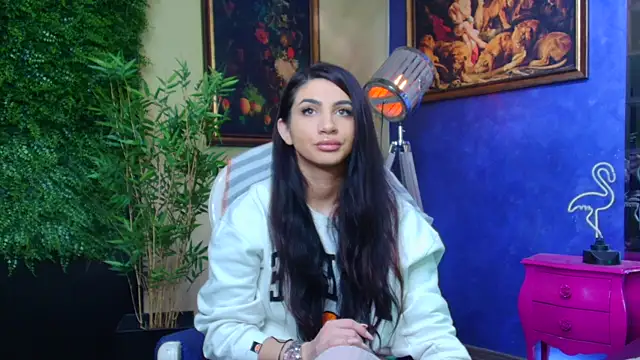 nicolepalmer online show from October 28, 8:20 am