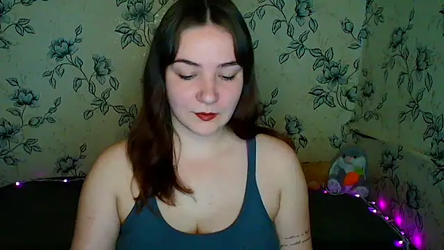OliviaMontgommery online show from May 8, 9:01 am