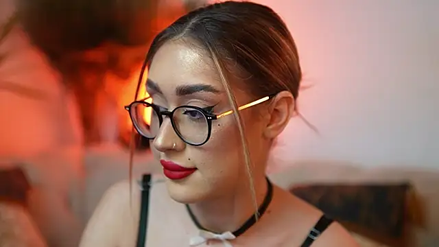 AileenKiss online show from April 25, 8:39 pm