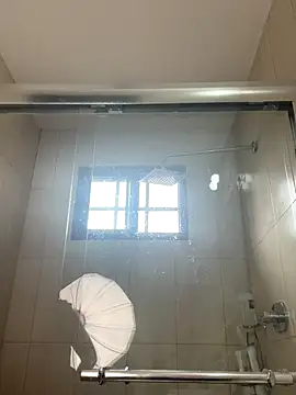 Shanell Rousex online show from November 6, 3:07 pm