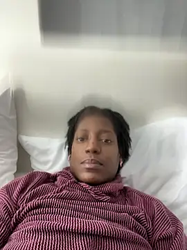Giselledabodyyy online show from February 1, 5:33 pm