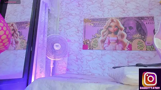 Antonellaa Fox  online show from April 10, 2:12 pm