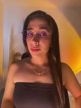 SabrinaEvanss  online show from June 12, 10:07 pm