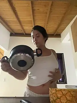 Nhefertary online show from February 14, 4:25 am