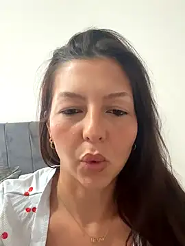 LuluMaexox online show from October 21, 3:27 pm