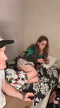 amandatheblondewife online show from April 27, 8:28 pm