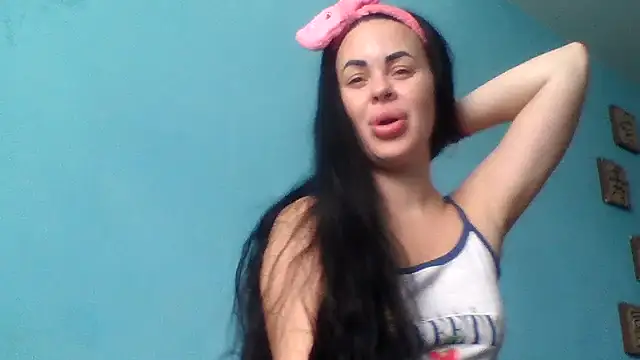 Stefaniyaxq online show from October 15, 8:50 am