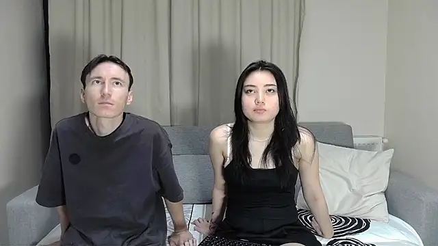 KyleAndJulia online show from October 16, 6:21 pm